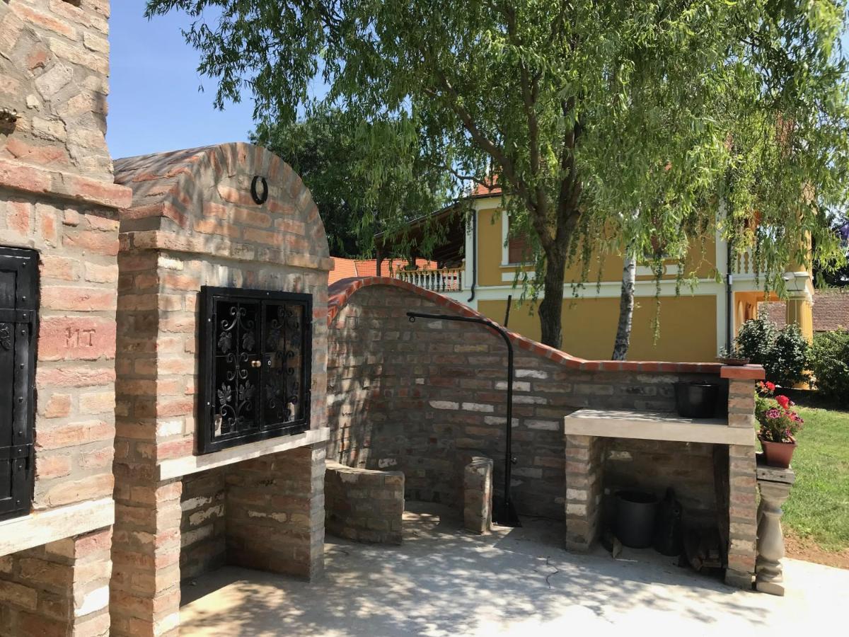 KisharsányJoe Bacsi Rezidenciaja公寓 外观 照片